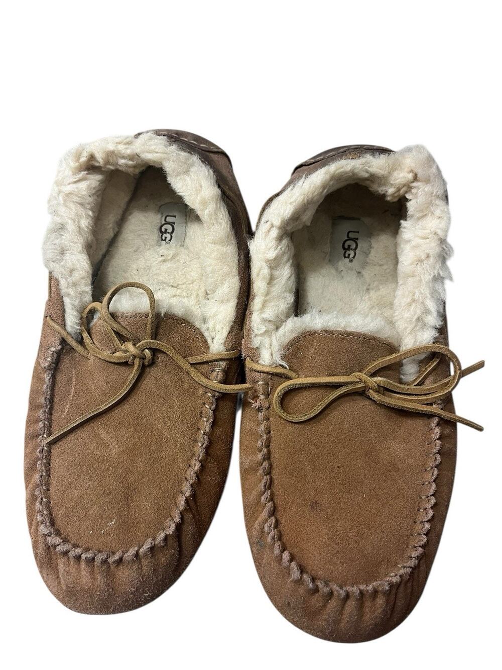 UGG Women’s Dakota Slipper Chestnut Moccasin 10 Indoor Outdoor Shoes 1003390